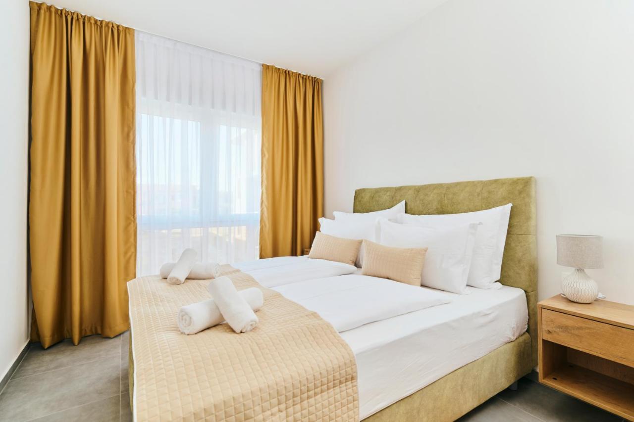 Apartments San Maris 2 Umag Bagian luar foto