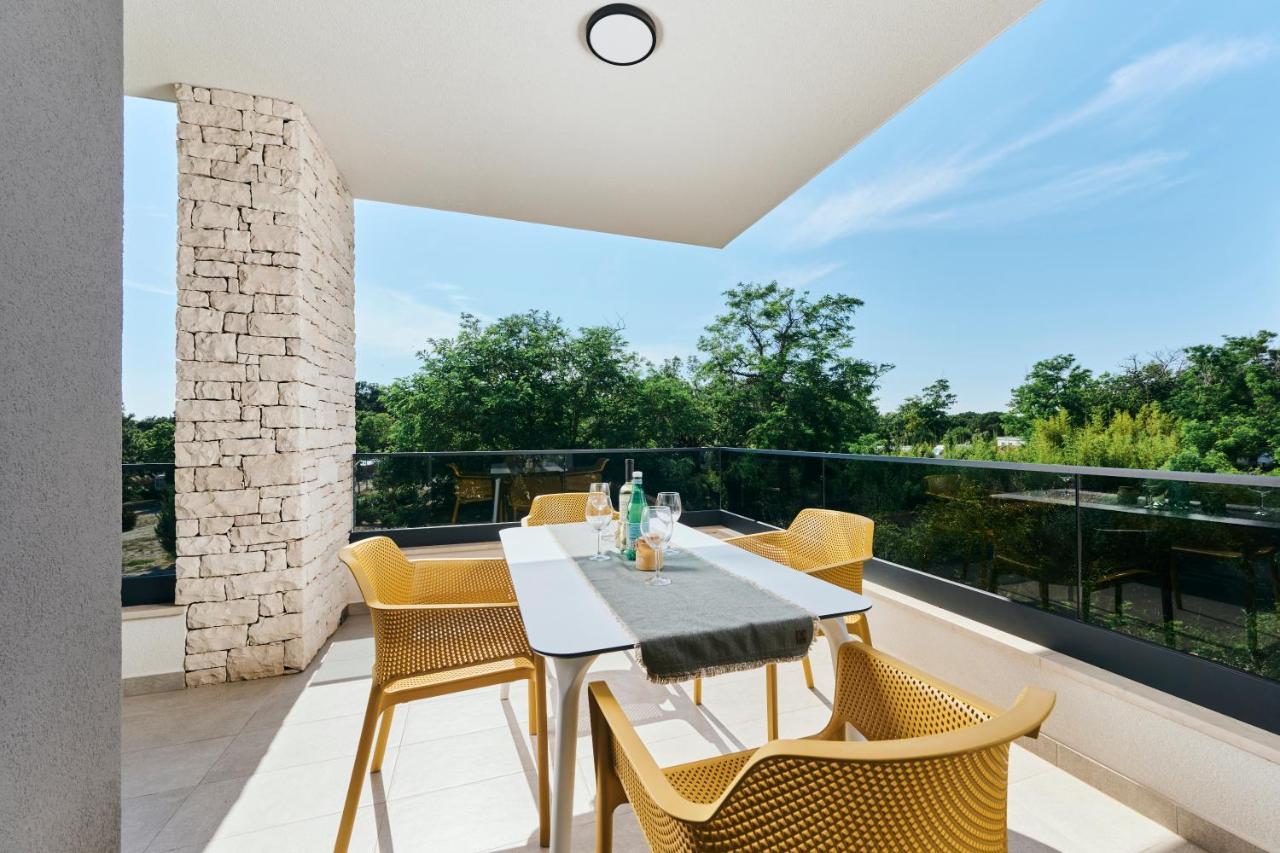 Apartments San Maris 2 Umag Bagian luar foto