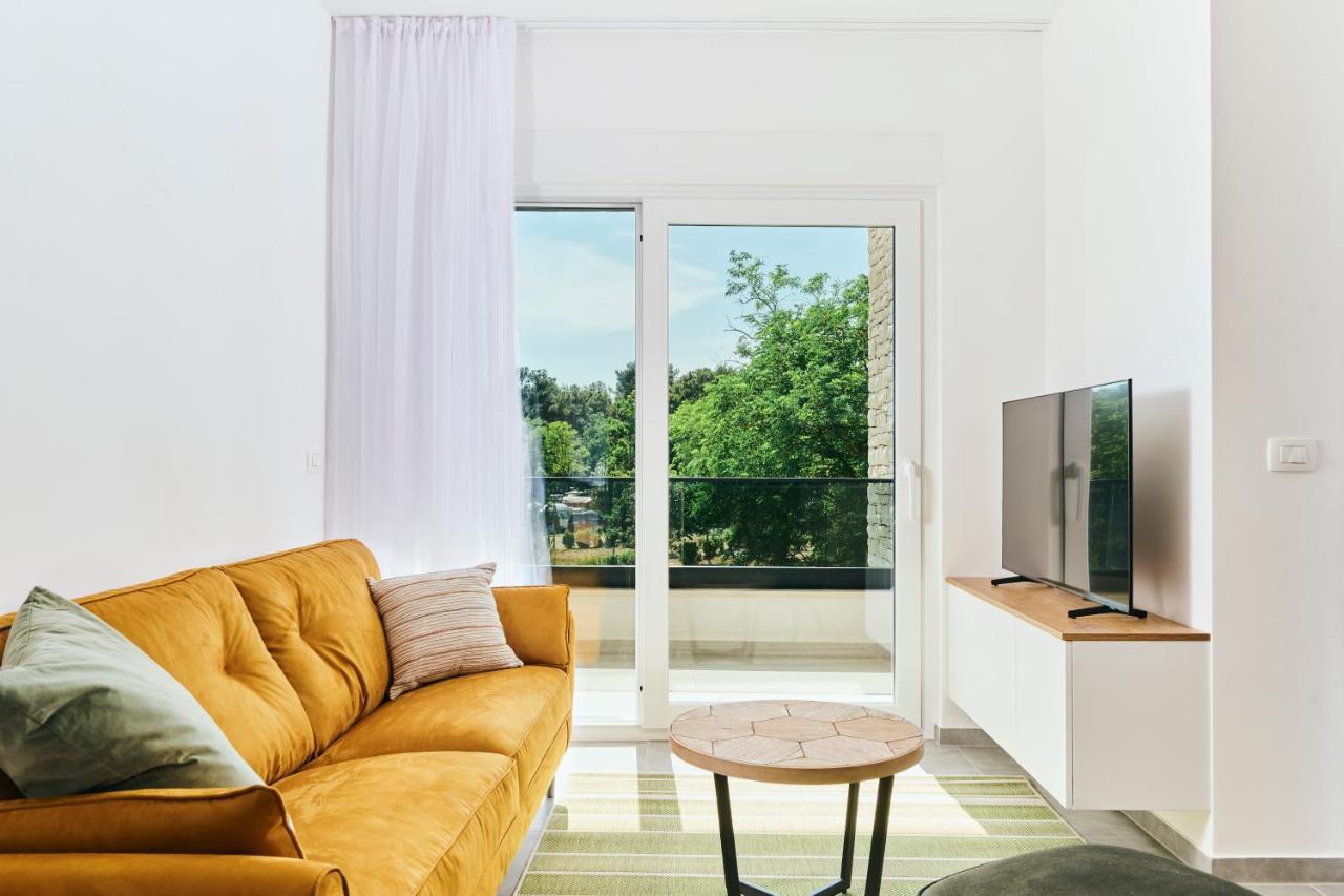 Apartments San Maris 2 Umag Bagian luar foto