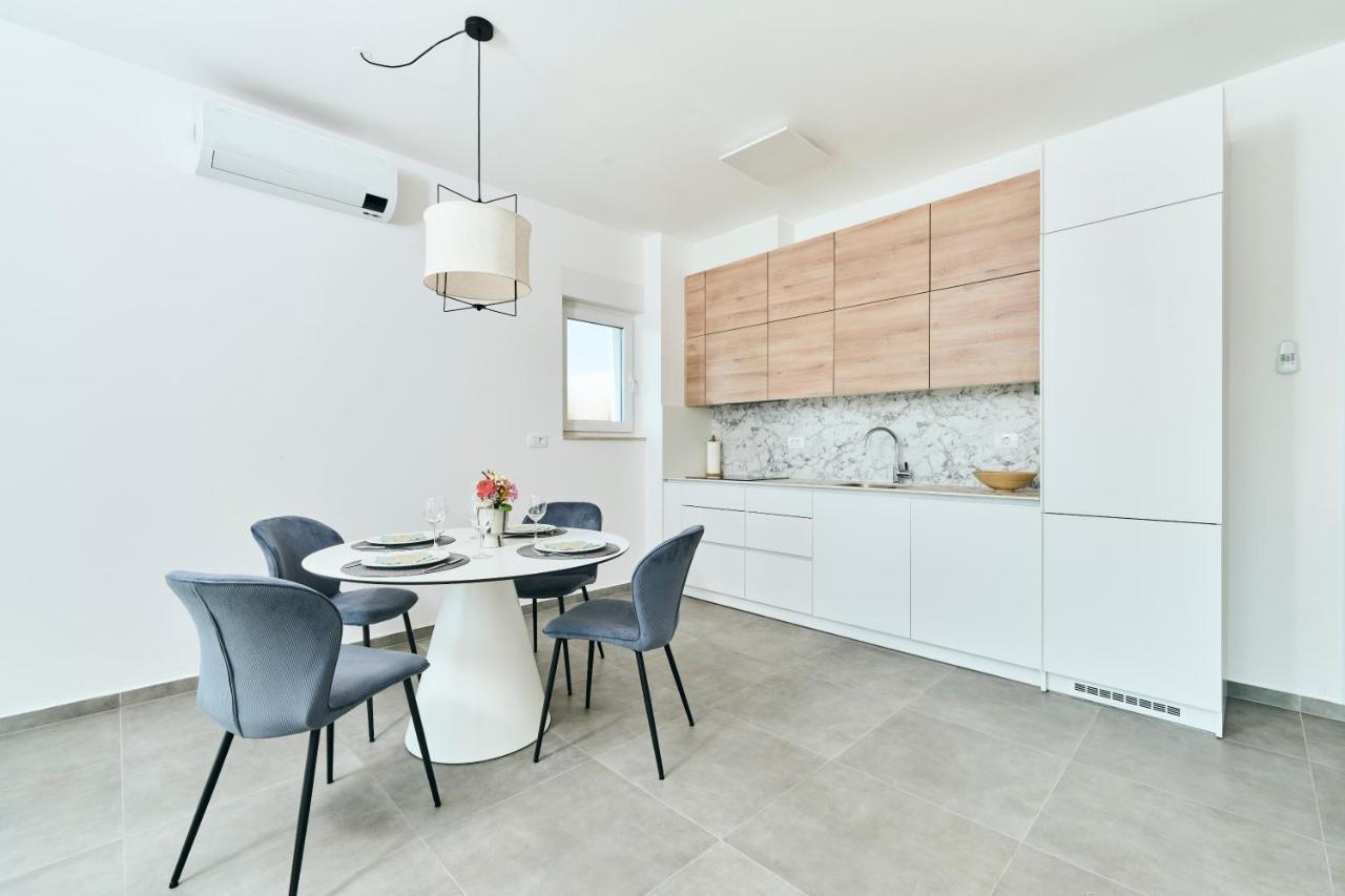 Apartments San Maris 2 Umag Bagian luar foto