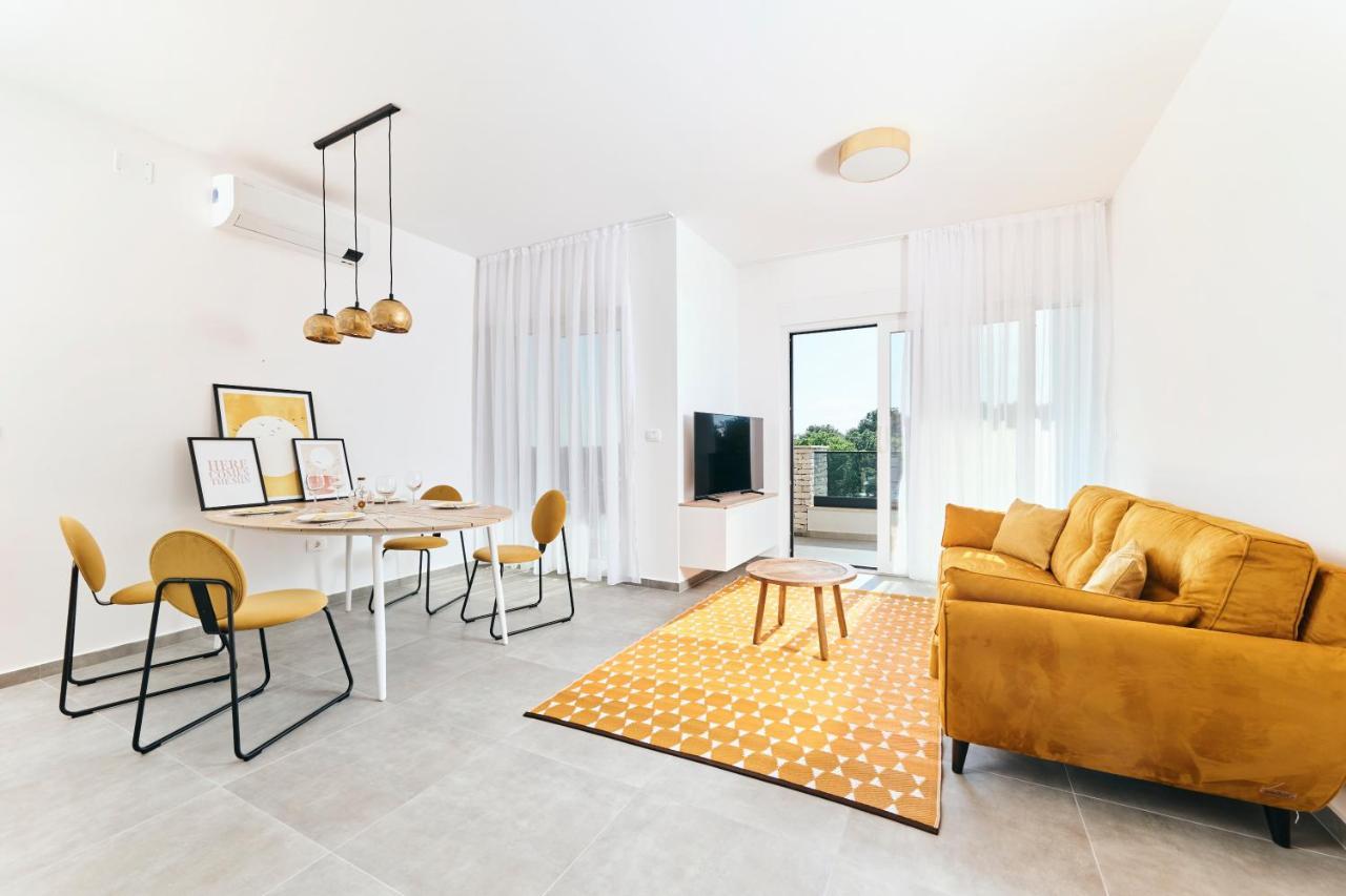 Apartments San Maris 2 Umag Bagian luar foto